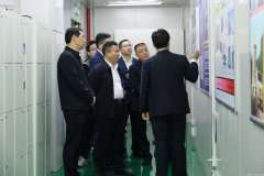宜春市电子信息产业链招商小分队莅临乐鱼官方网站-乐鱼online(中国)参观调研